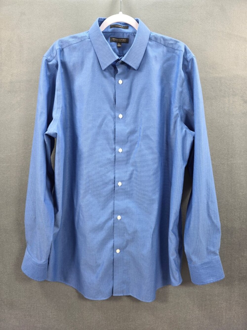 Banana Republic Men's XL Dress Shirt Preppy Navy Non-Iron Standard Fit